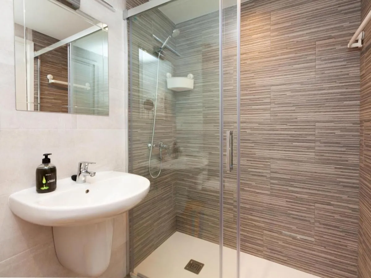 Lets Holidays Apartment Sea Views On The Beach 3 Tossa de Mar