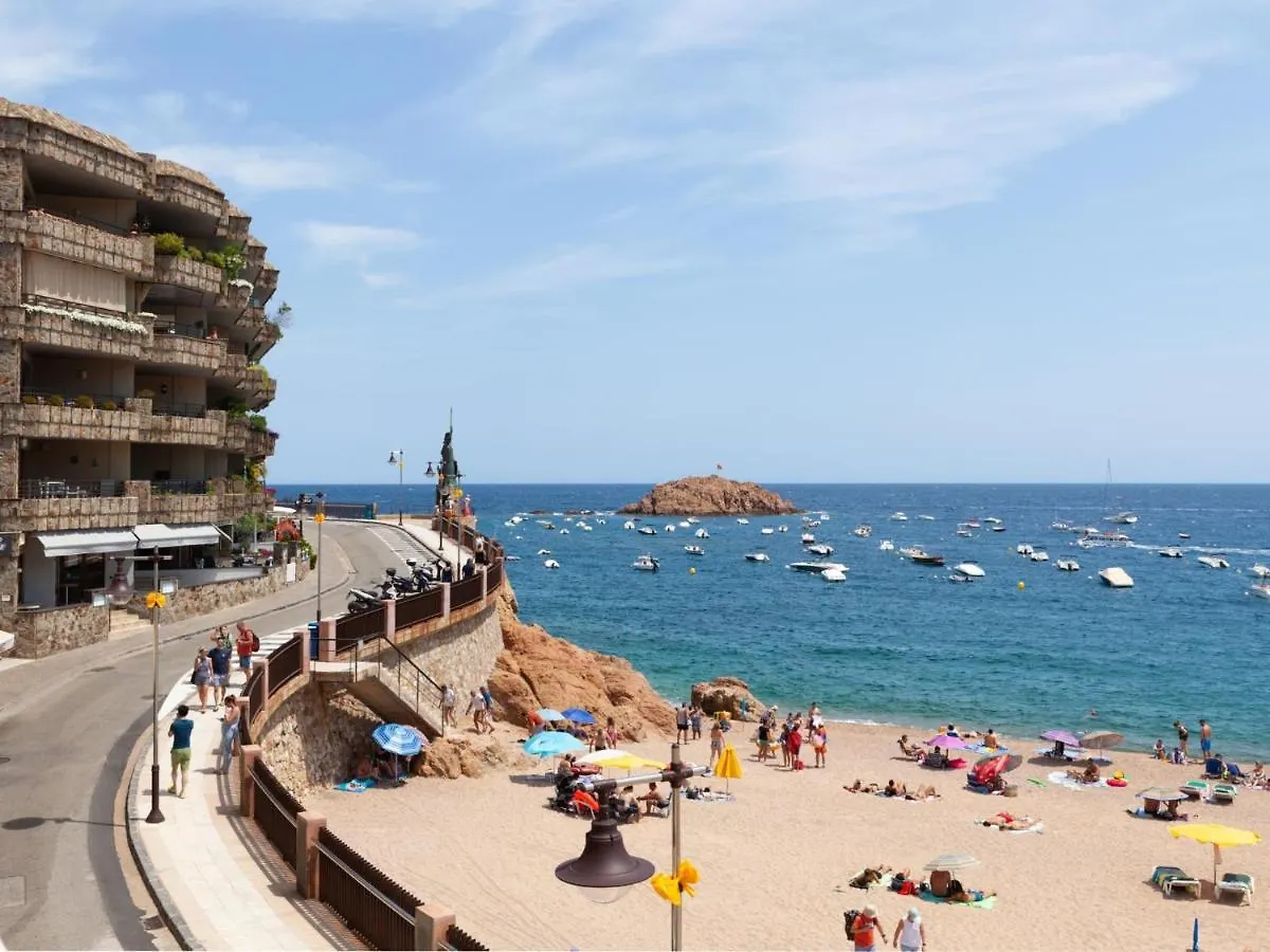 Lets Holidays Apartment Sea Views On The Beach 3 Tossa de Mar